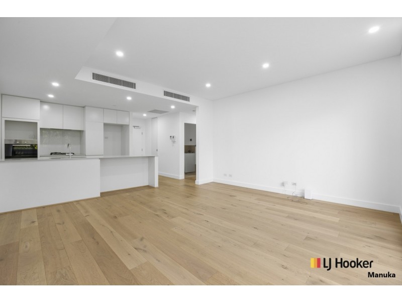 121/23 State Circle, Forrest ACT 2603