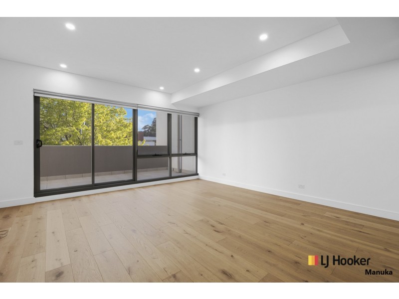 121/23 State Circle, Forrest ACT 2603