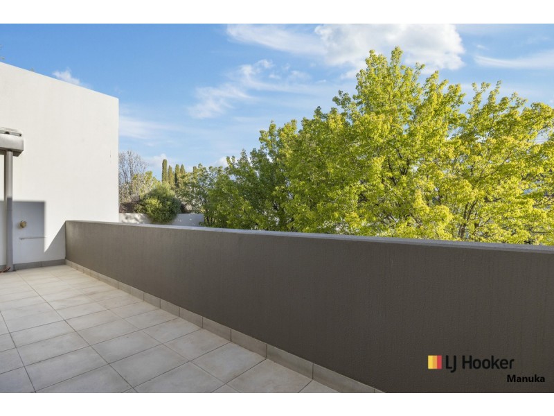 121/23 State Circle, Forrest ACT 2603