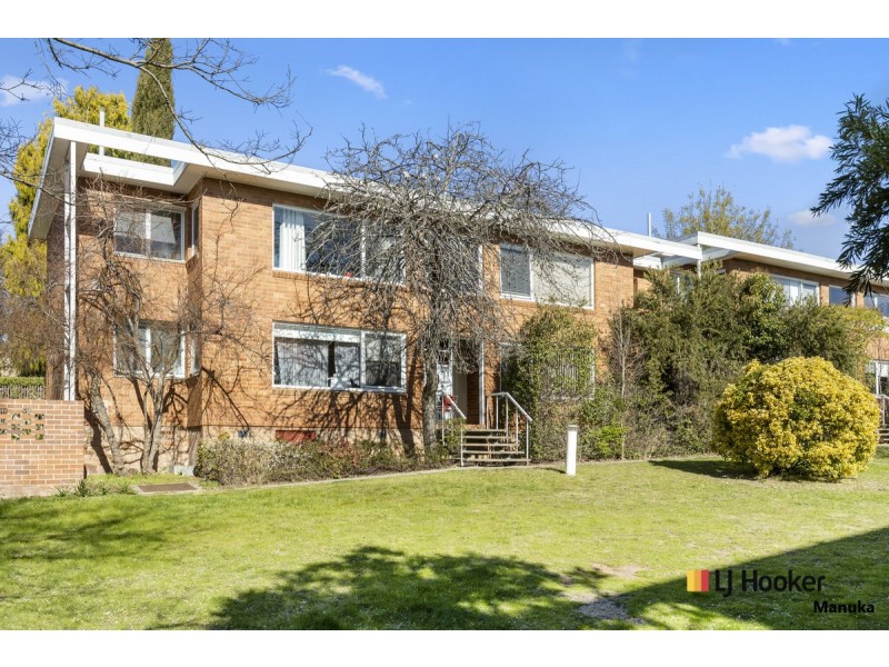 2/14 Chauvel Street, Campbell ACT 2612