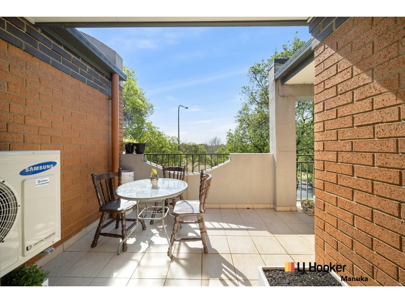 10/2 Namatjira Drive, Weston ACT 2611