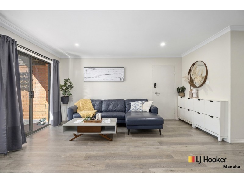 13/2 Namatjira Drive, Weston ACT 2611