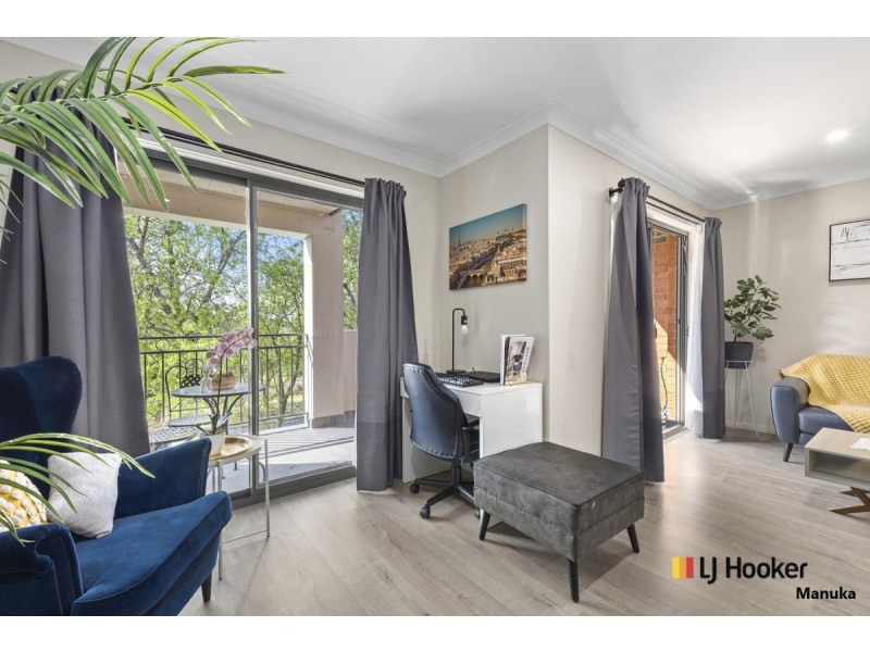13/2 Namatjira Drive, Weston ACT 2611