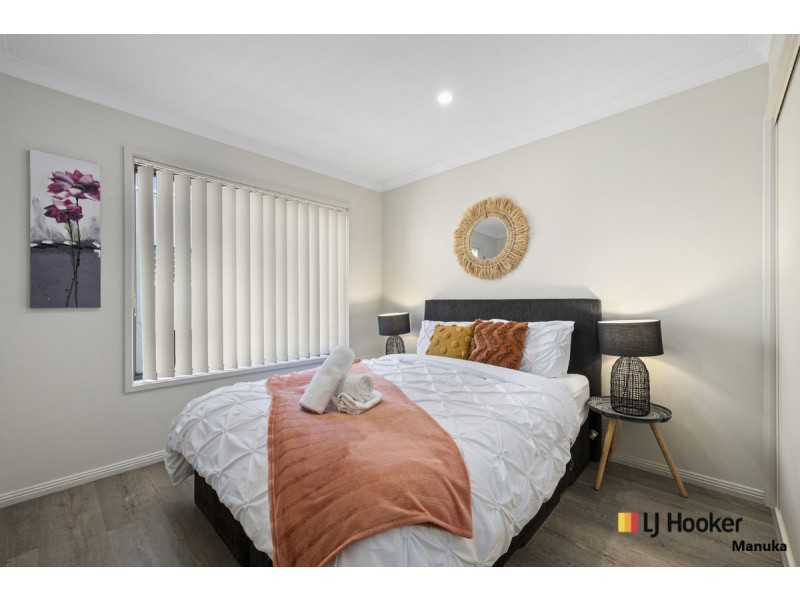 13/2 Namatjira Drive, Weston ACT 2611