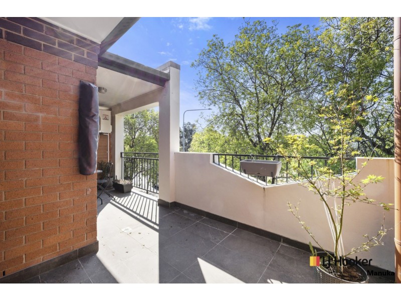 13/2 Namatjira Drive, Weston ACT 2611
