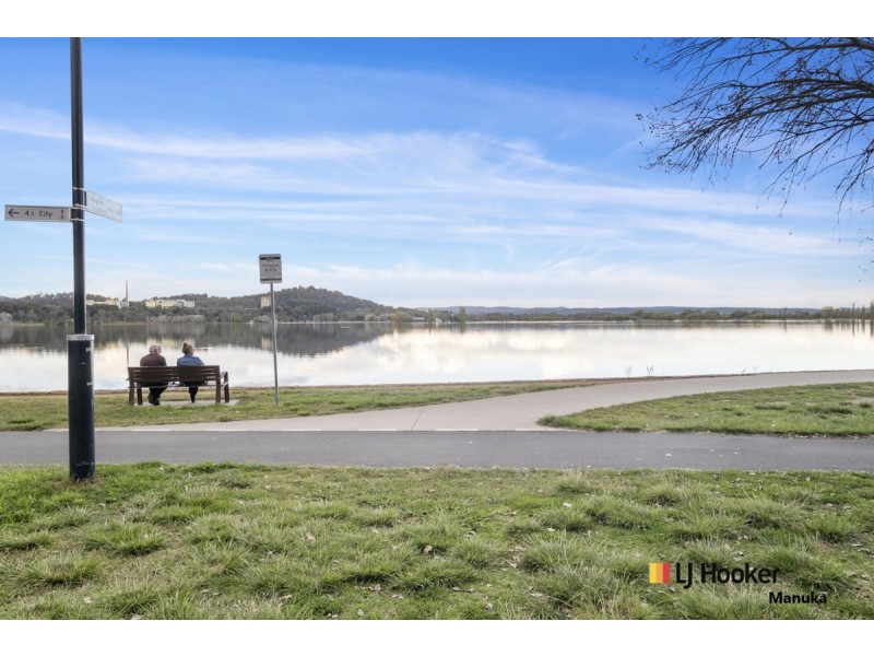 35/44 Macquarie Street, Barton ACT 2600