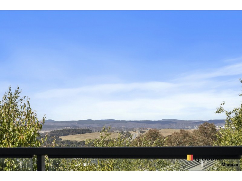 32/40 Leahy Close, Narrabundah ACT 2604