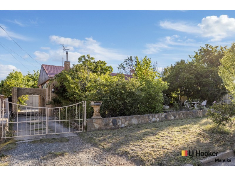 2 Margaret Street, Karabar NSW 2620