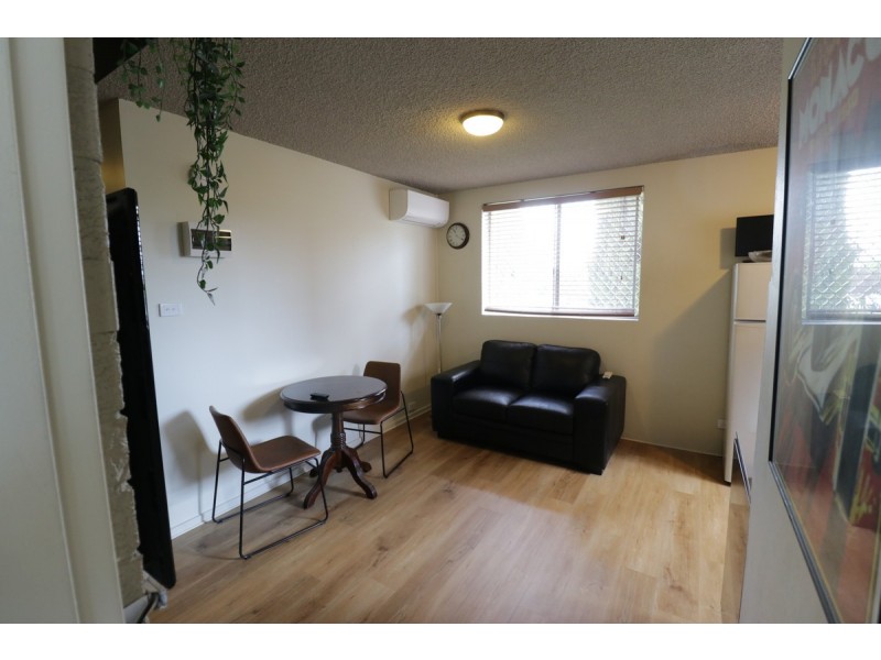 14/85 Derrima Road, Crestwood NSW 2620