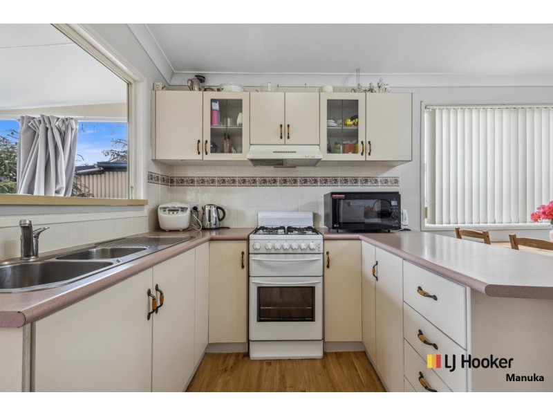 67 Banksia Drive, Symonston ACT 2609