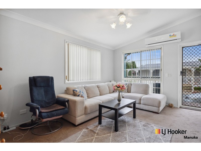 67 Banksia Drive, Symonston ACT 2609