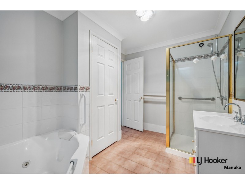 67 Banksia Drive, Symonston ACT 2609