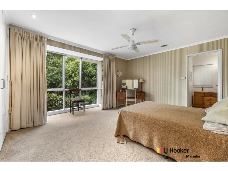 30 Downes Place, Hughes ACT 2605