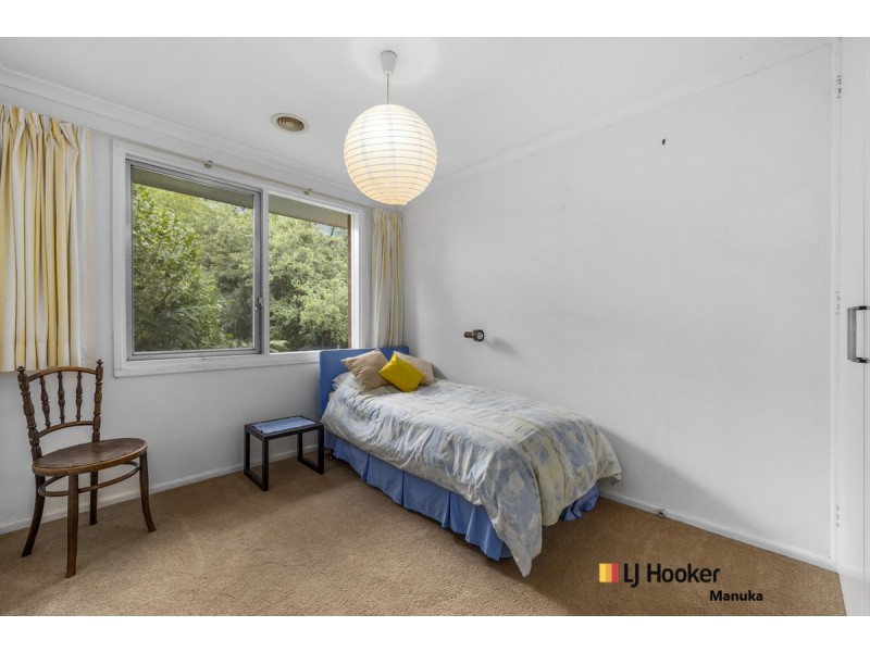 30 Downes Place, Hughes ACT 2605