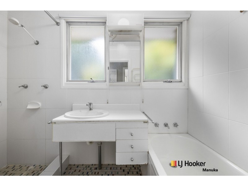 30 Downes Place, Hughes ACT 2605