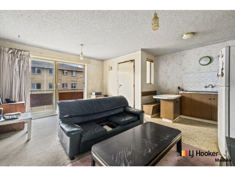 17/52-54 Trinculo Place, Queanbeyan NSW 2620