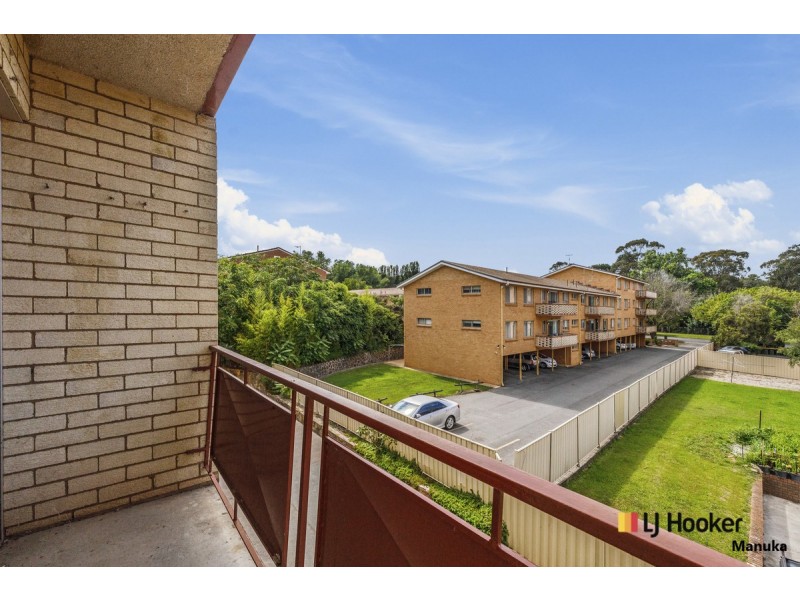 17/52-54 Trinculo Place, Queanbeyan NSW 2620