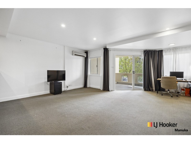 78/8 Dominion Circuit, Forrest ACT 2603