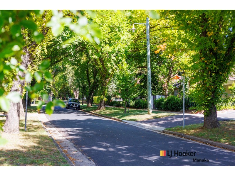 1/10 Murray Crescent, Griffith ACT 2603