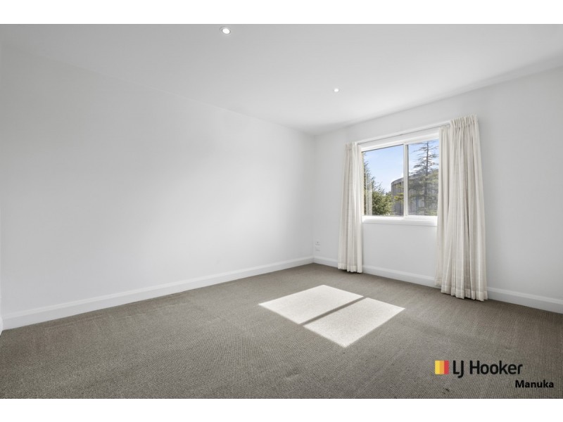 60/10 Dominion Circuit, Forrest ACT 2603
