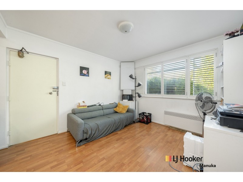 1/4 Nuyts Street, Red Hill ACT 2603