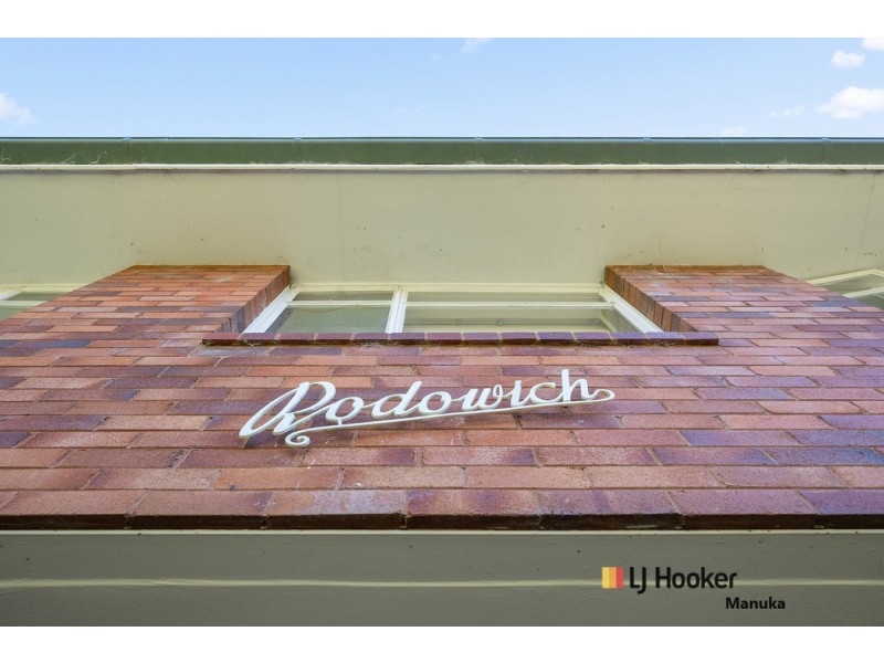 1/4 Nuyts Street, Red Hill ACT 2603