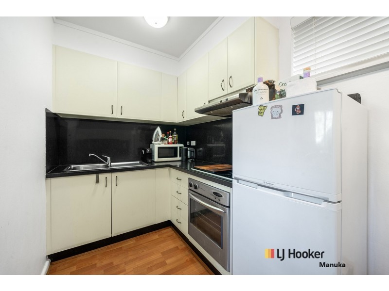 1/4 Nuyts Street, Red Hill ACT 2603