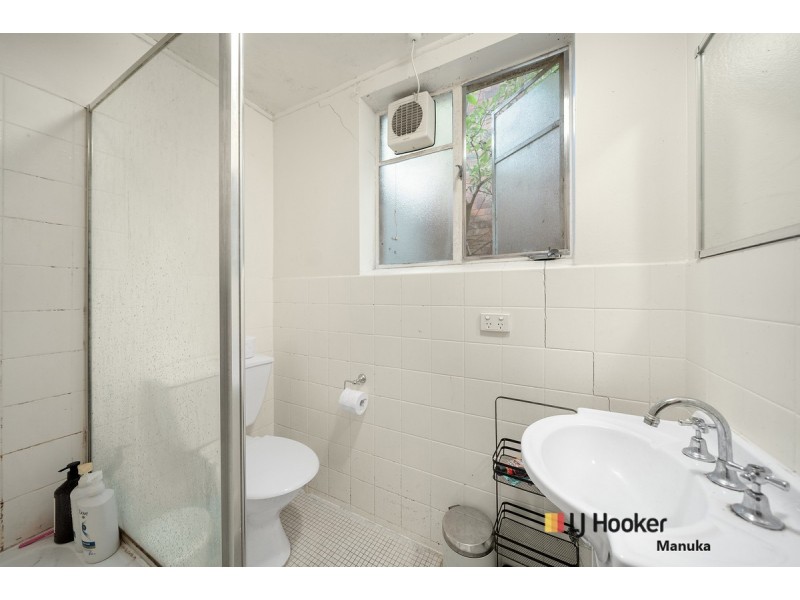 1/4 Nuyts Street, Red Hill ACT 2603