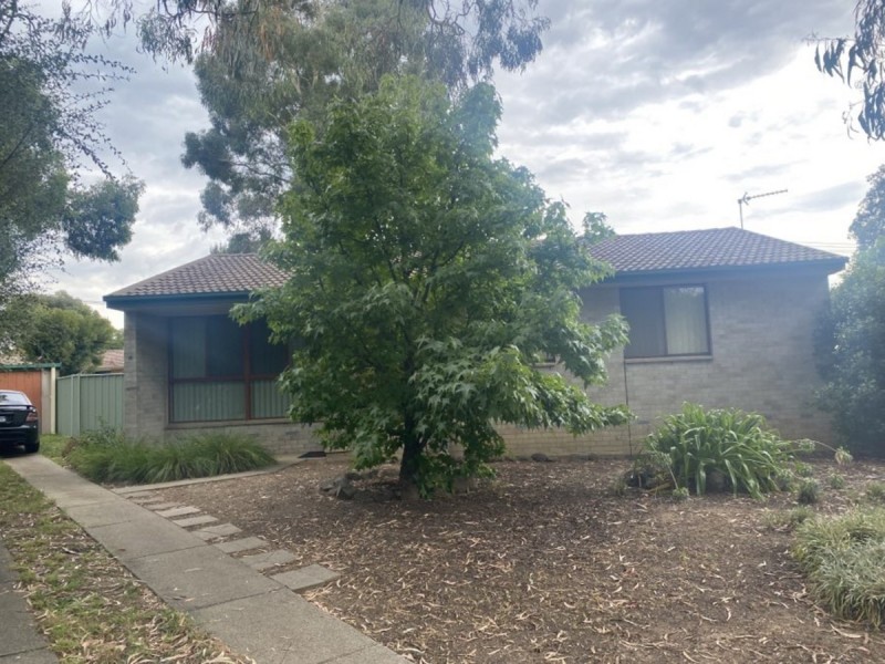 12 Franks Place, Kambah ACT 2902