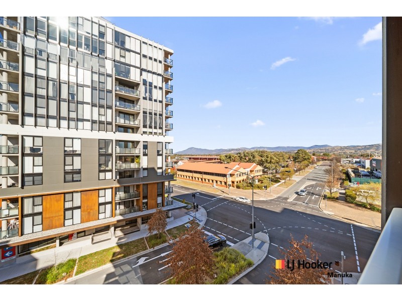 212/325 Anketell Street, Greenway ACT 2900