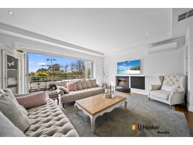 42 Caley Crescent, Narrabundah ACT 2604