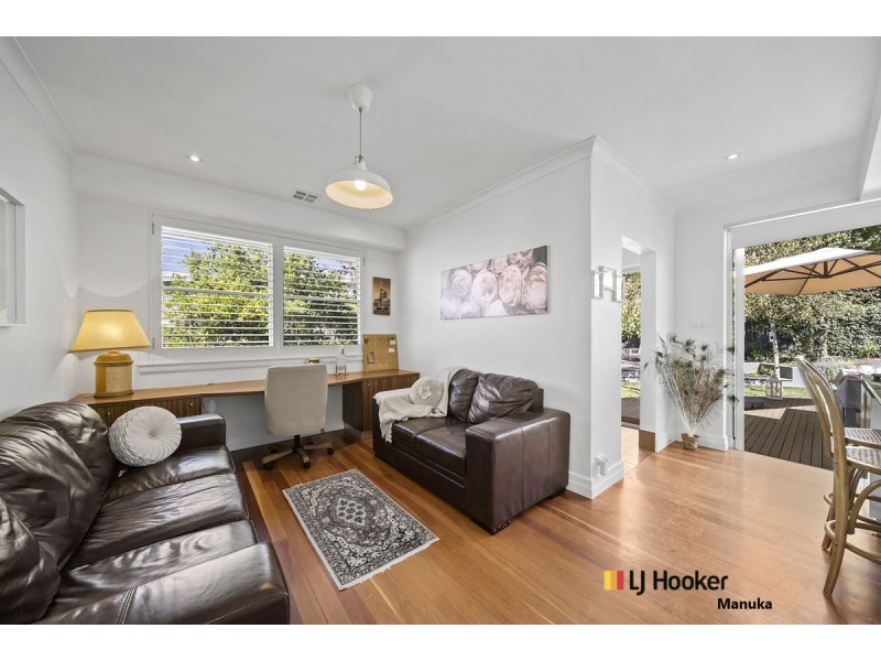 42 Caley Crescent, Narrabundah ACT 2604