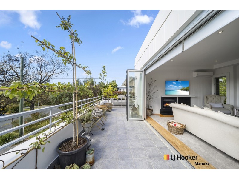 42 Caley Crescent, Narrabundah ACT 2604