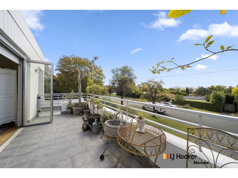 42 Caley Crescent, Narrabundah ACT 2604