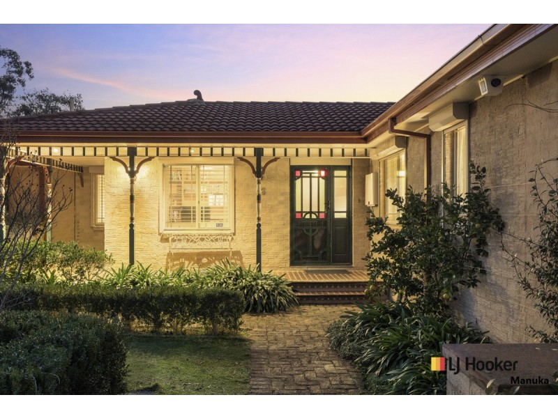 16 Greenvale Street, Fisher ACT 2611