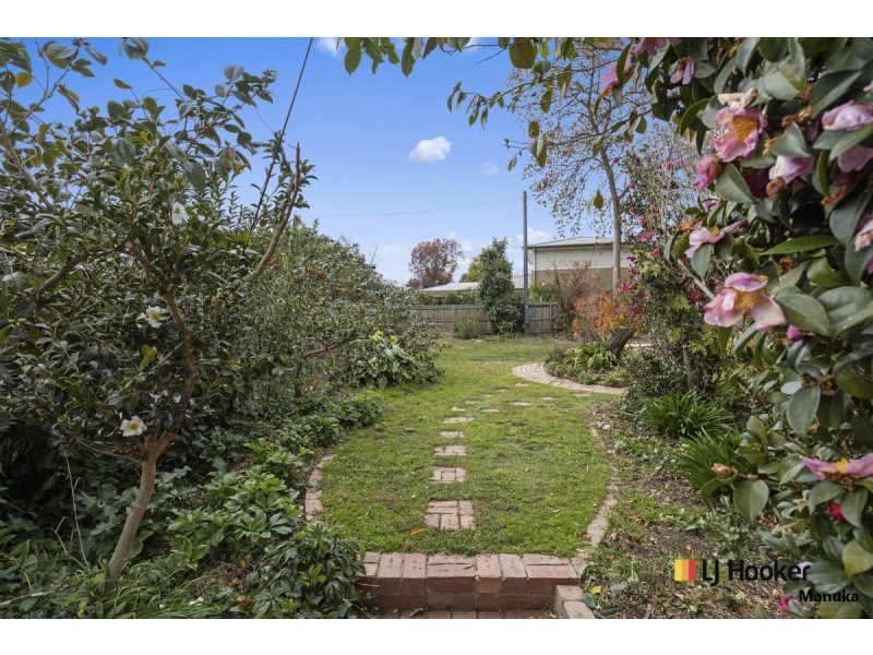 27 Quiros Street, Red Hill ACT 2603