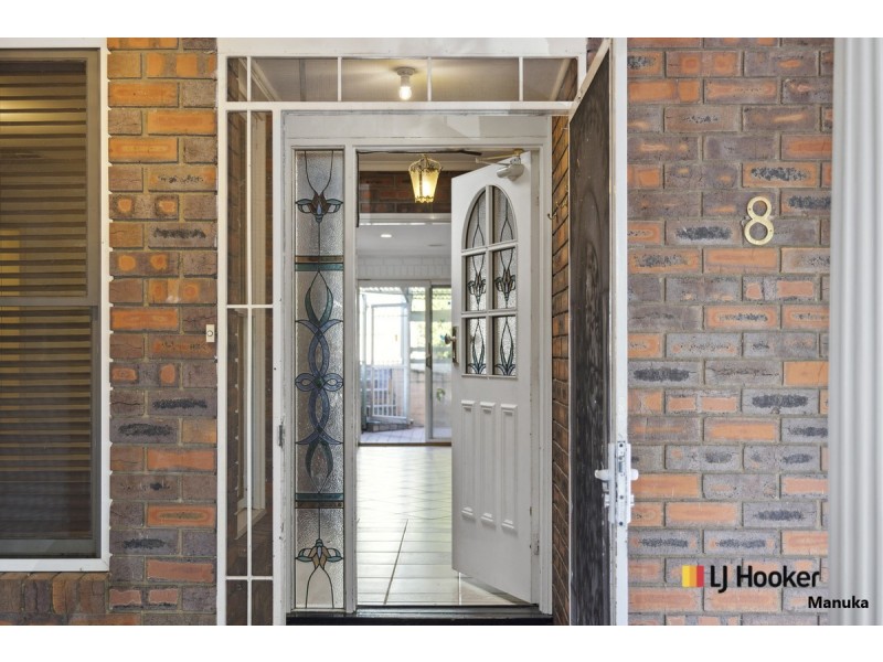 8 Shipard Place, Kambah ACT 2902