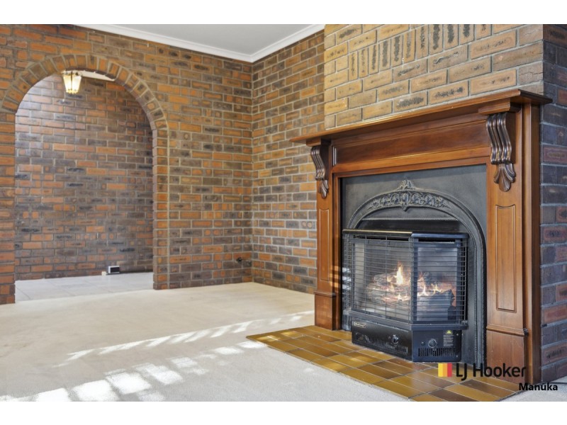8 Shipard Place, Kambah ACT 2902