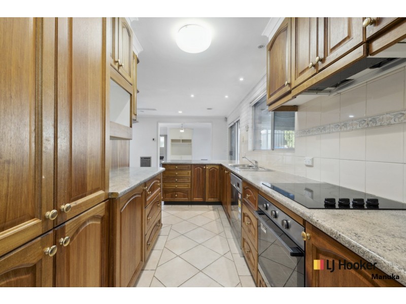8 Shipard Place, Kambah ACT 2902