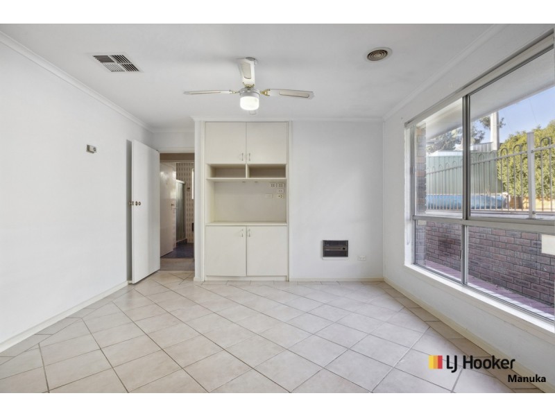 8 Shipard Place, Kambah ACT 2902