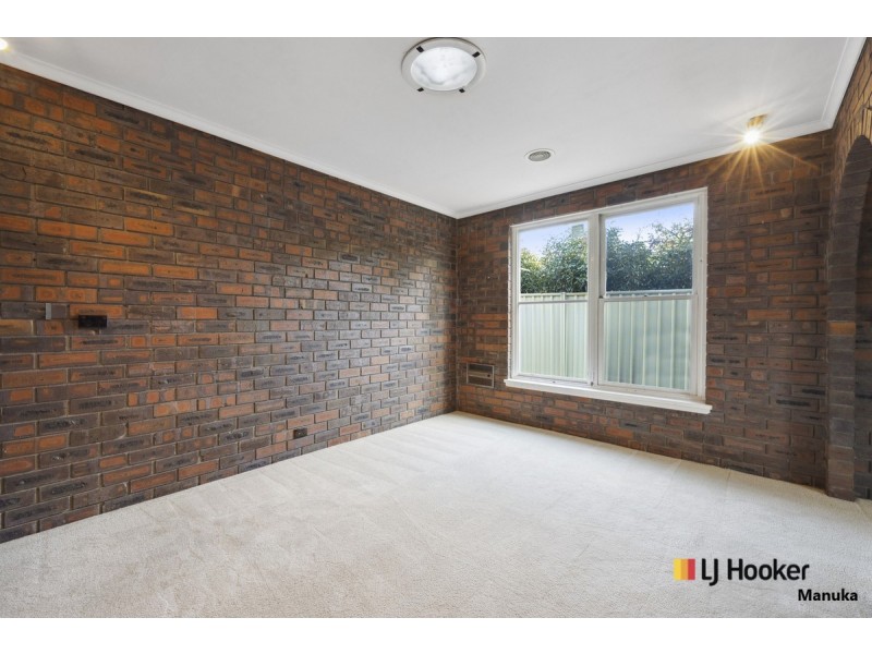 8 Shipard Place, Kambah ACT 2902