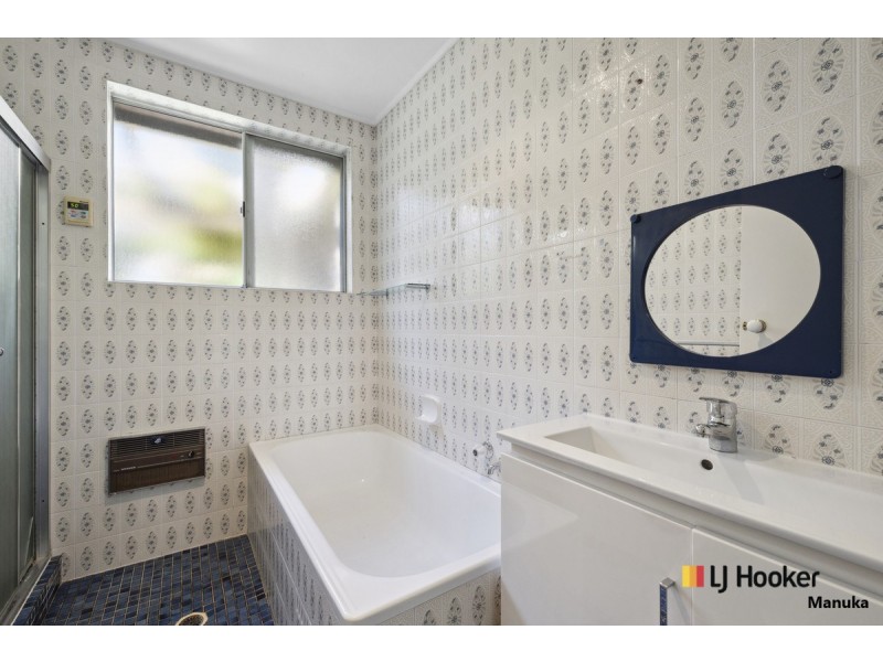 8 Shipard Place, Kambah ACT 2902