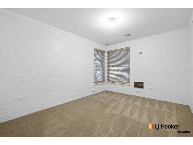8 Shipard Place, Kambah ACT 2902