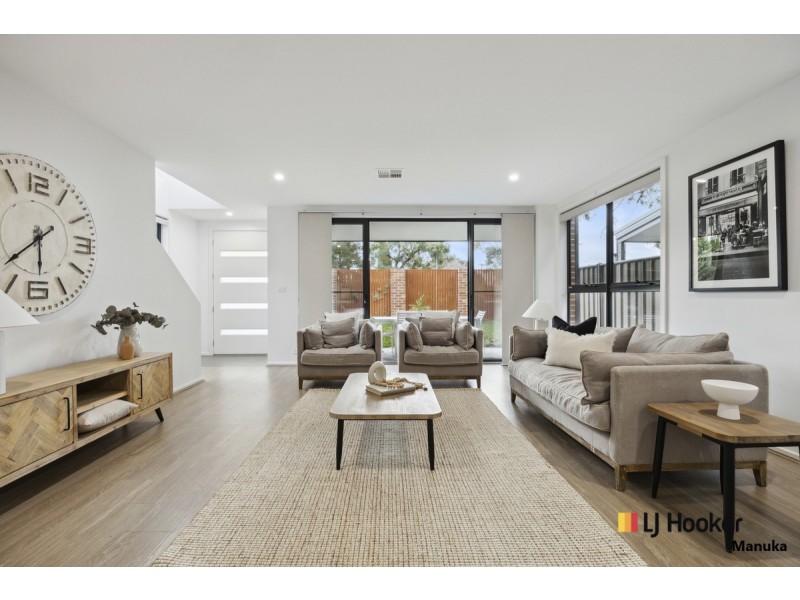 166 Burrinjuck Crescent, Duffy ACT 2611