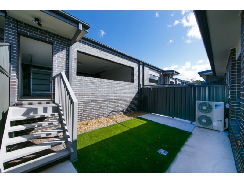 10/16 Sellbach Street, Weston ACT 2611