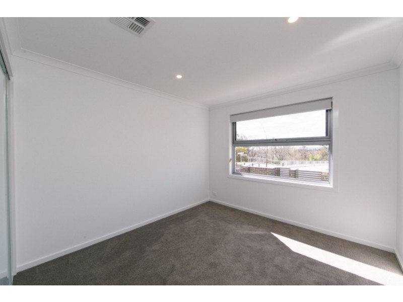 10/16 Sellbach Street, Weston ACT 2611