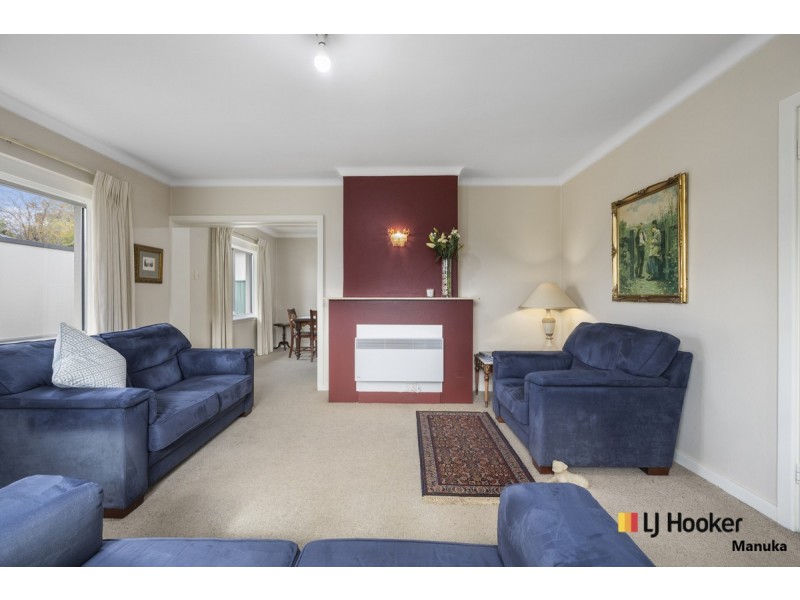 2 Caley Crescent, Narrabundah ACT 2604