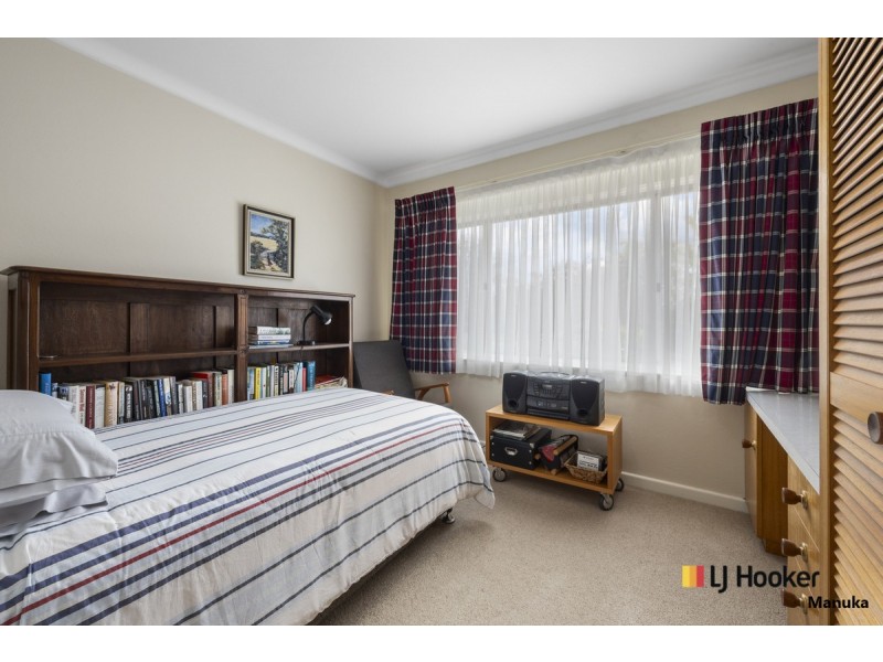 2 Caley Crescent, Narrabundah ACT 2604