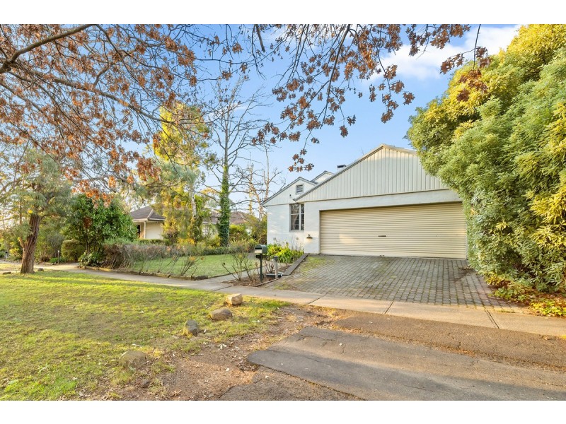 108 Strickland Crescent, Deakin ACT 2600