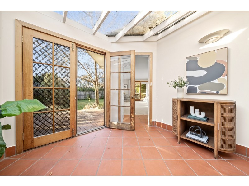 108 Strickland Crescent, Deakin ACT 2600